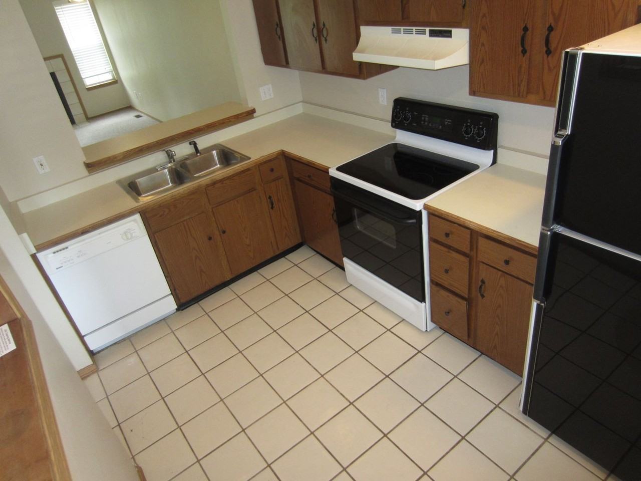 2528 Blazek Loop - Photo 3 of 11