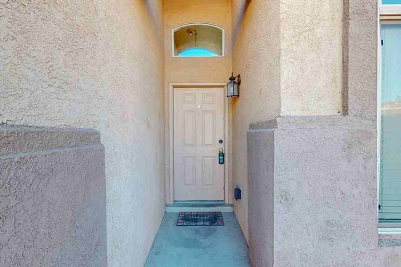 1375 Peppoli Loop Se - Photo 2 of 28