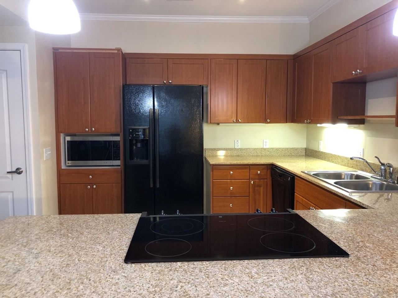 1818 Moore Blvd #214 - Photo 4 of 12