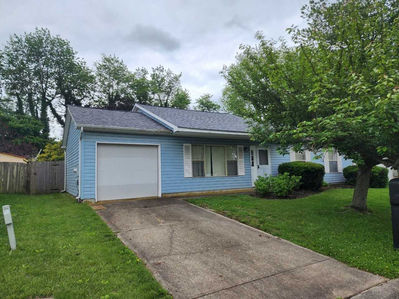 13 Honeysuckle Dr - Photo 2 of 16