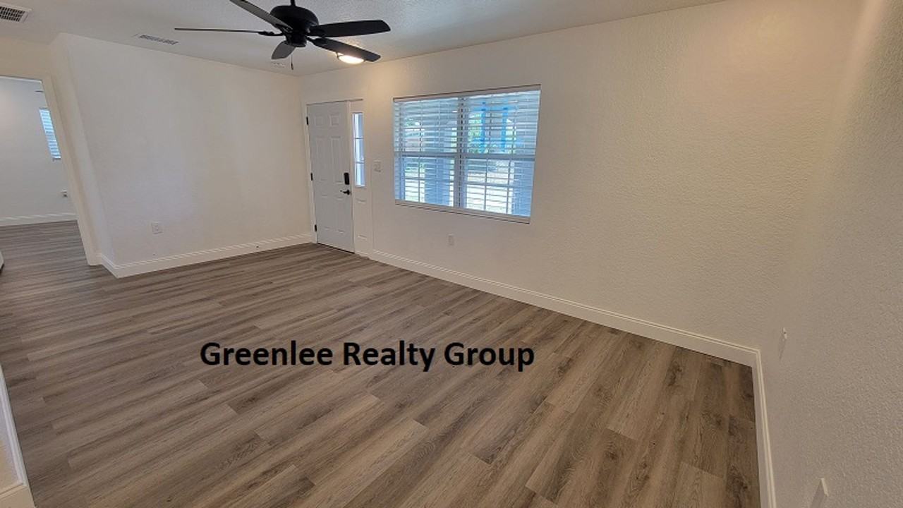 9517 Marlinton Ln - Photo 2 of 24