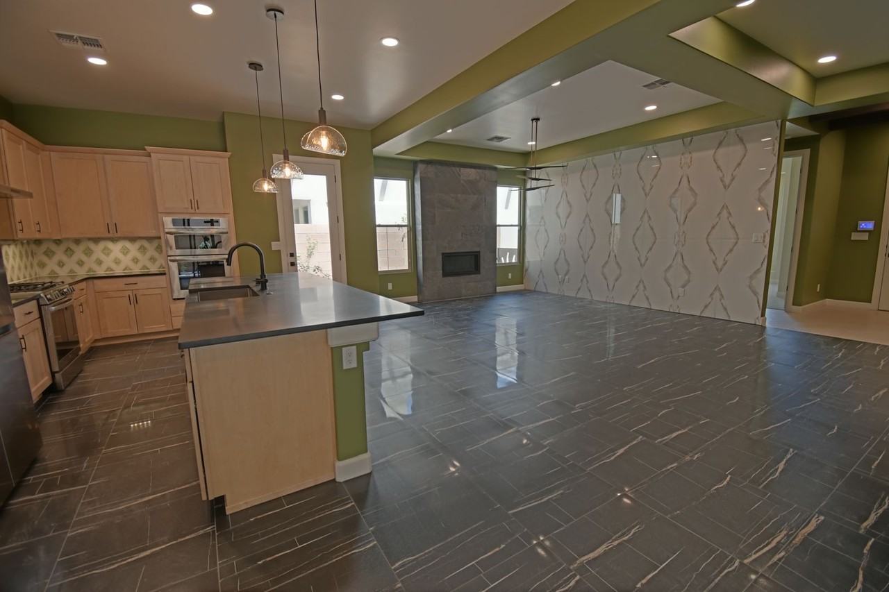 111 Fernleaf Ct Nw - Photo 3 of 17