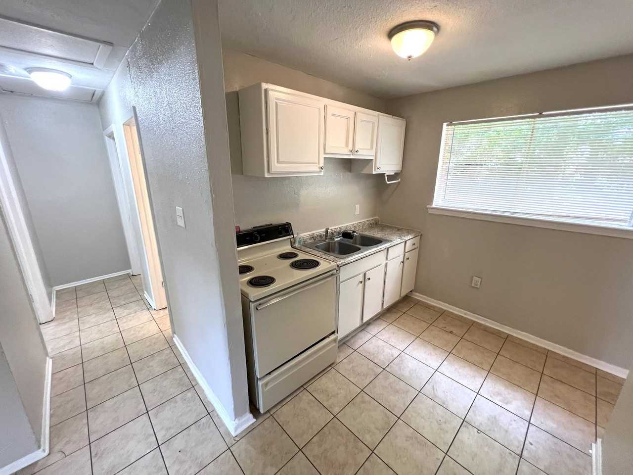 6132 Pontotoc St - Photo 6 of 23