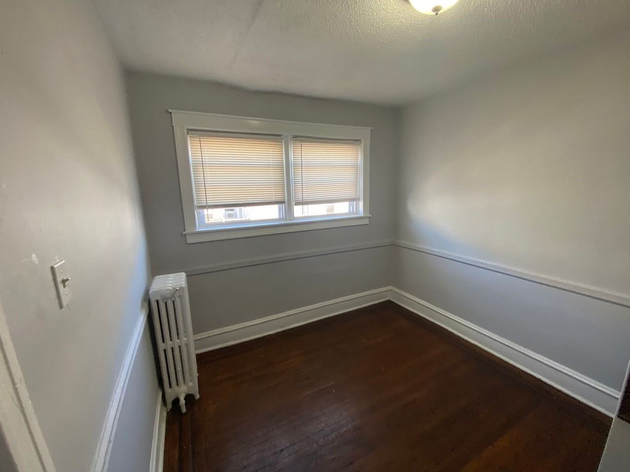 7125 Emerson Ave - Photo 3 of 10