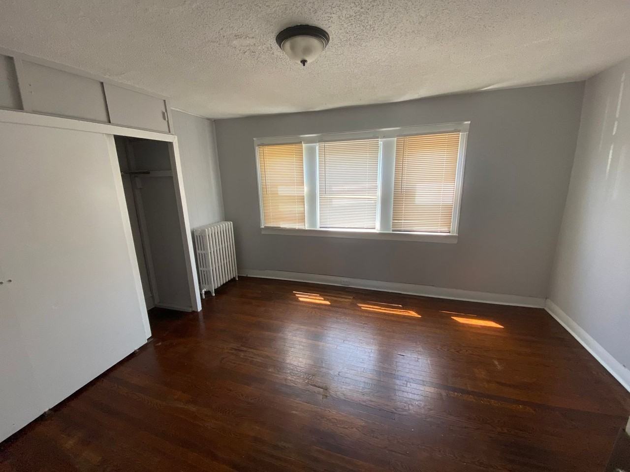 7125 Emerson Ave - Photo 6 of 10