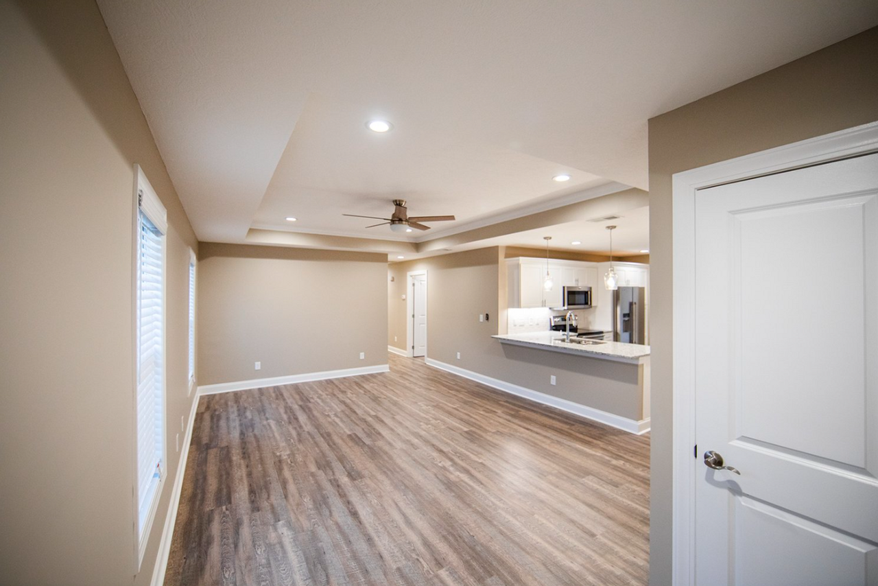 CENTENNIAL PLACE - Photo 4 of 6