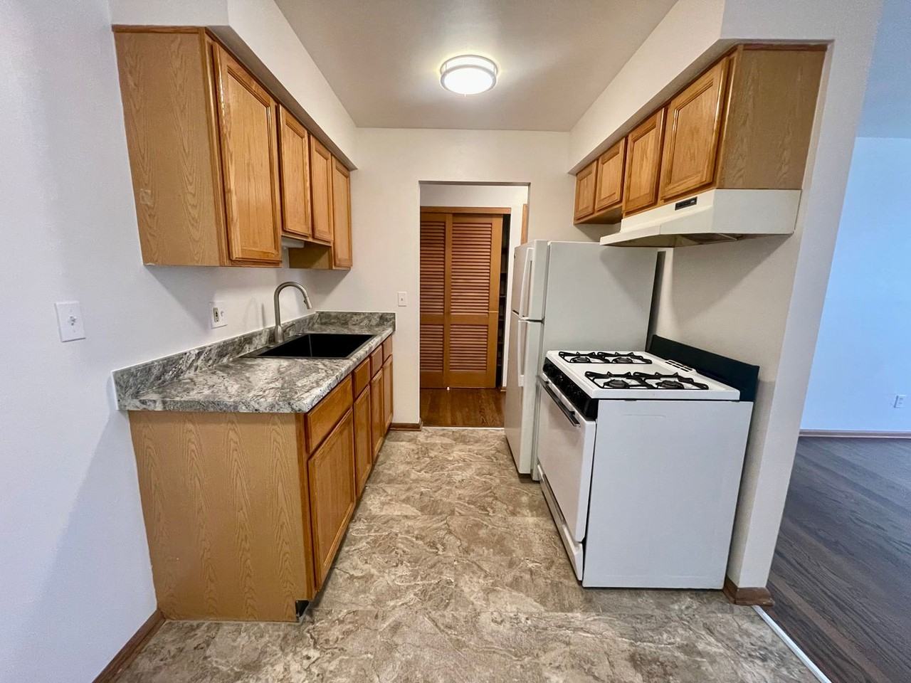 1216 Memorial Drive - Photo 5 of 33