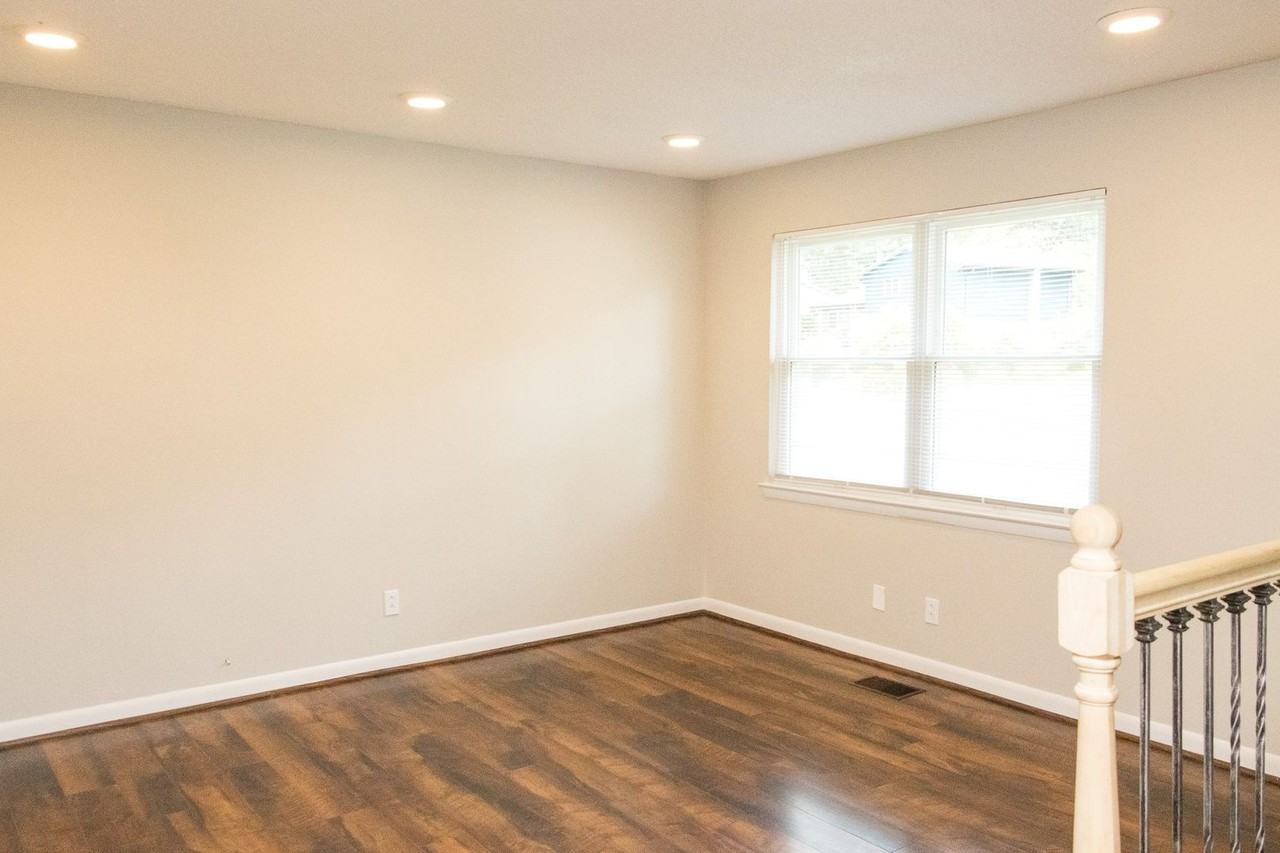 4062 E Freedom Cir - Photo 2 of 22
