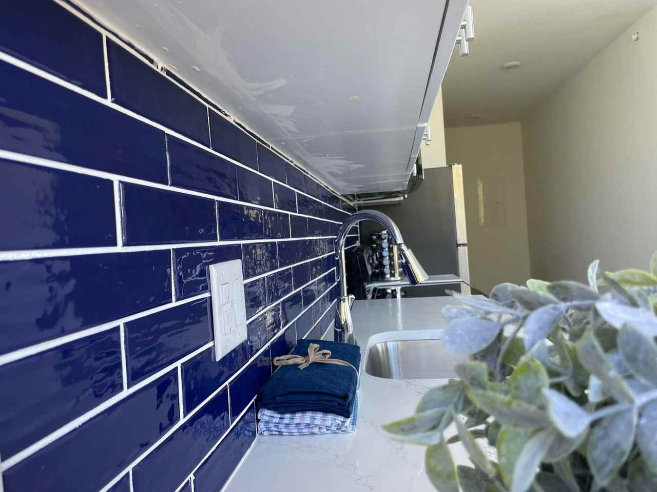 1600 West Hunting Park - Photo 2 of 15