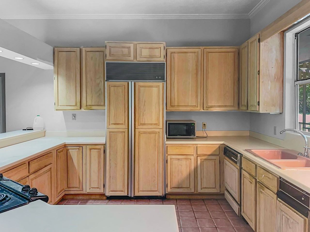 216 Sundial St - Photo 5 of 46