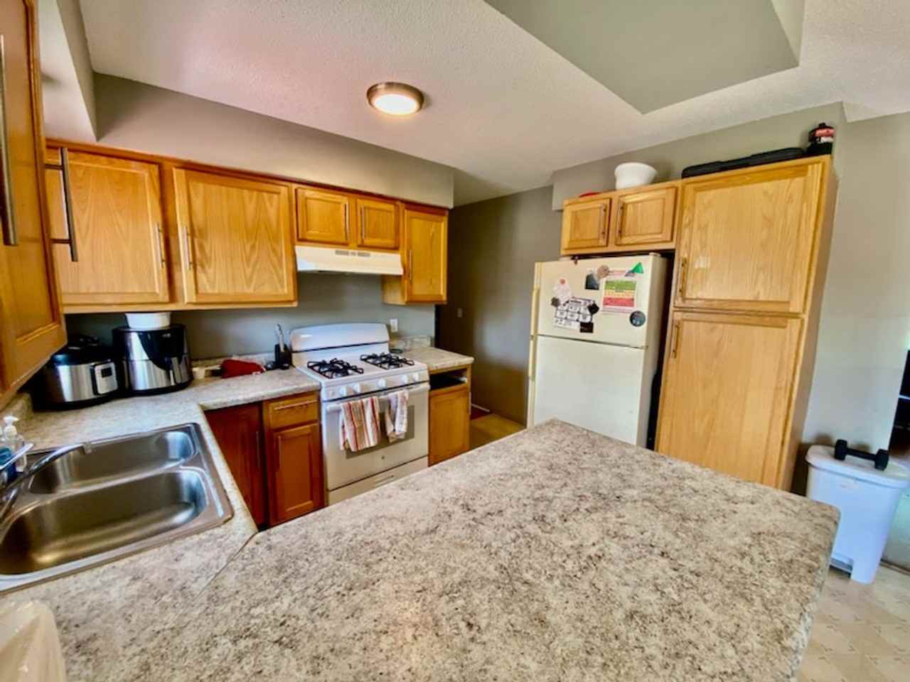 613 Van Buren St Ne - Photo 6 of 21