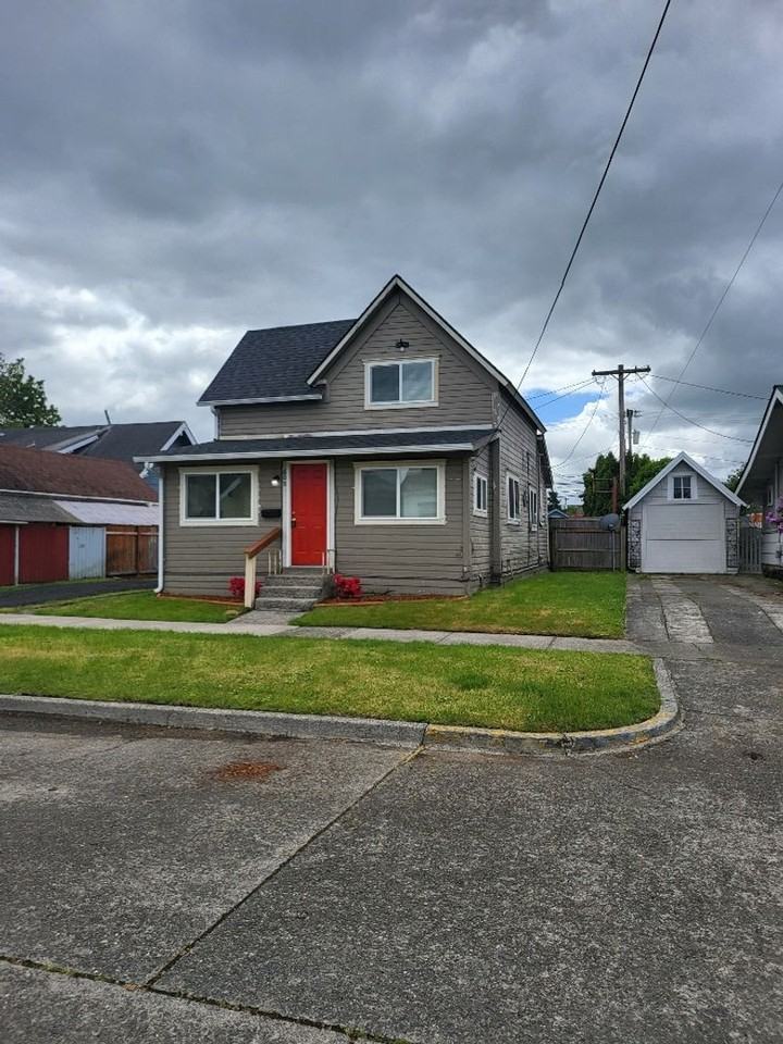 608 W Pine St - Photo 2 of 29