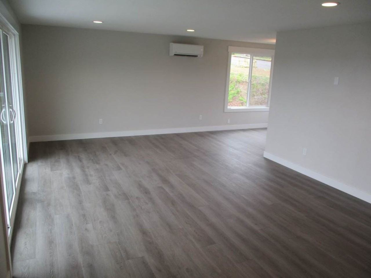 5401 N Court St #A - Photo 4 of 29