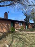 featured image of 205 E 14th St