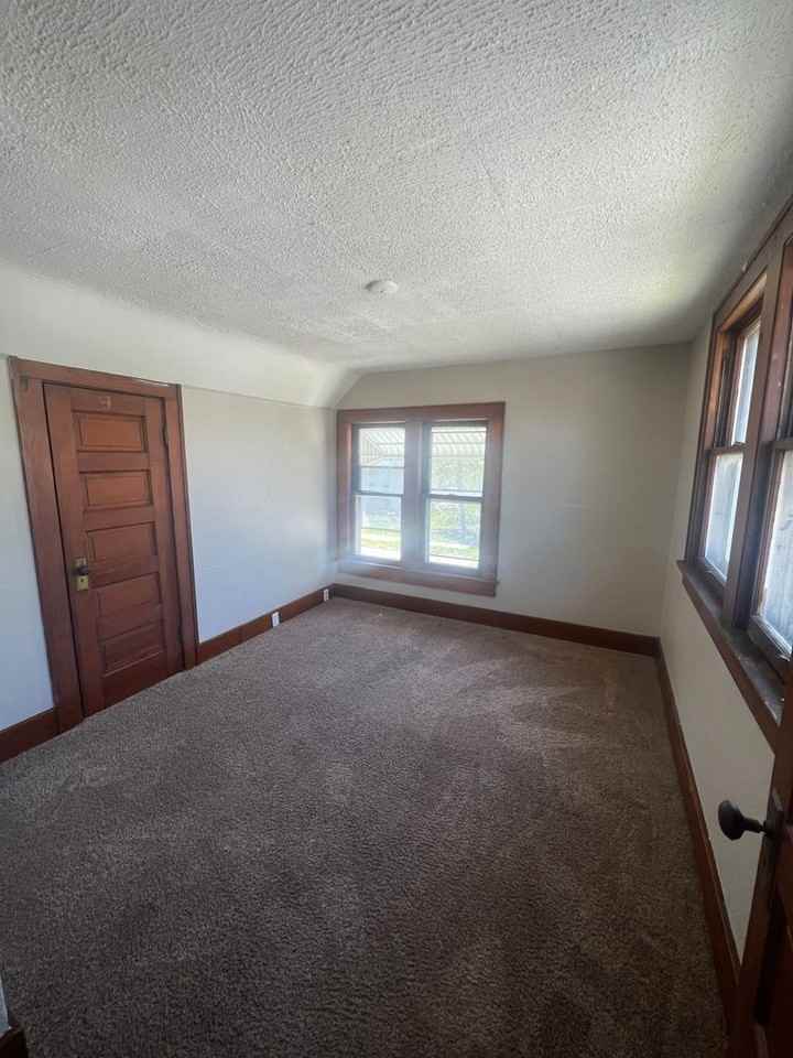 JCM 1802 4th St. - Photo 2 of 7