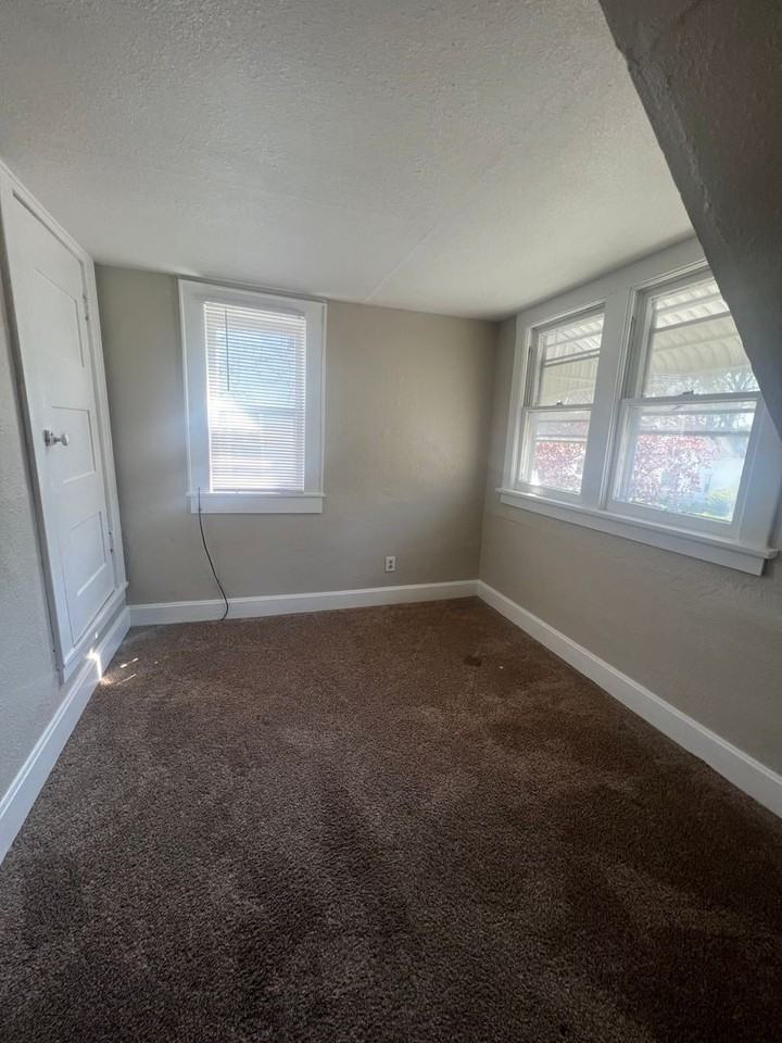 JCM 1802 4th St. - Photo 3 of 7