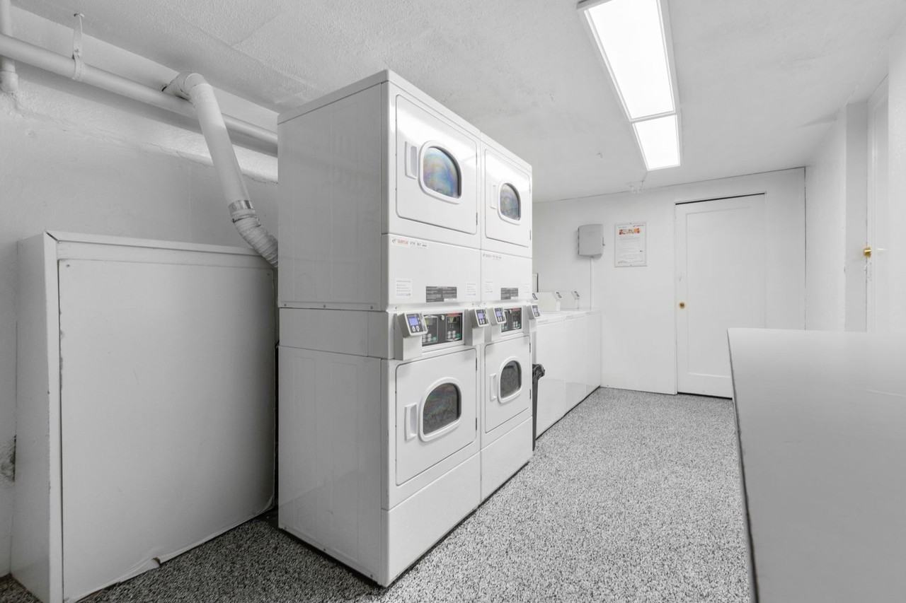 Midtown Commons - Photo 5 of 36