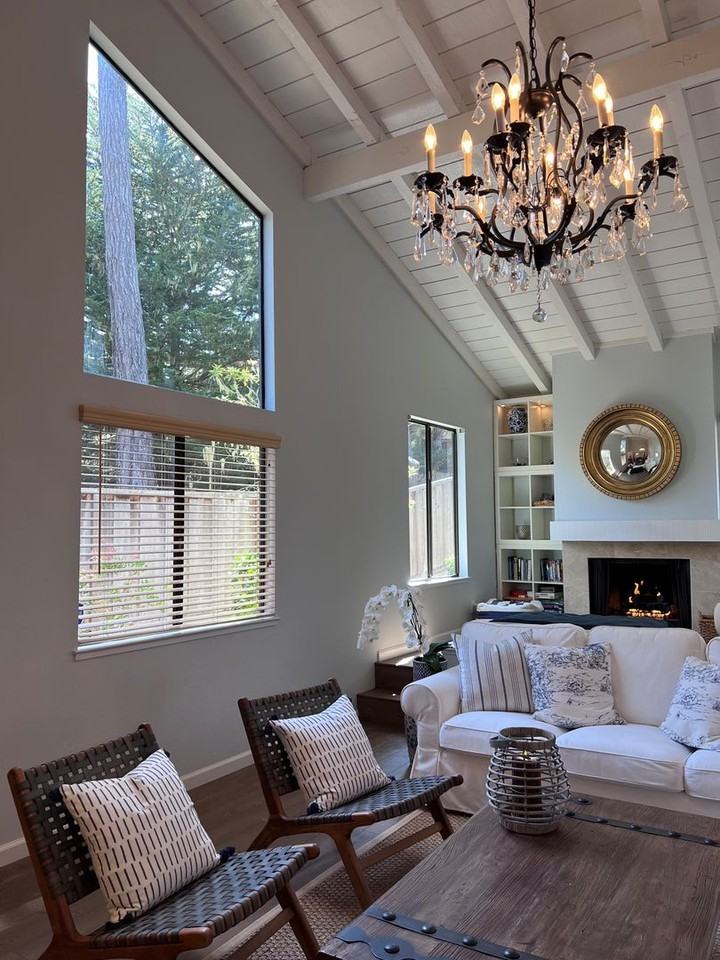601 Acorn Ct - Photo 4 of 43