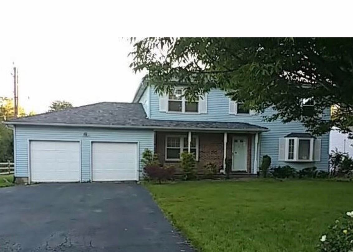 4 Garry Ct - Photo 2 of 16