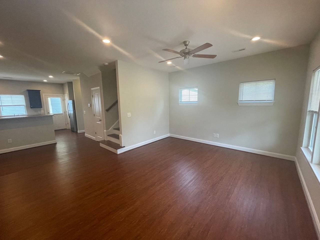 5030 Park Ave - Photo 3 of 13