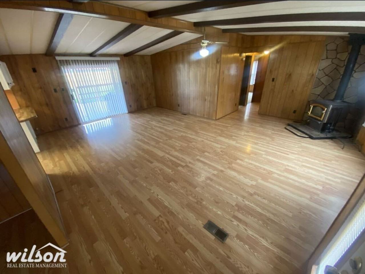 121 Four Hills Dr - Photo 2 of 18
