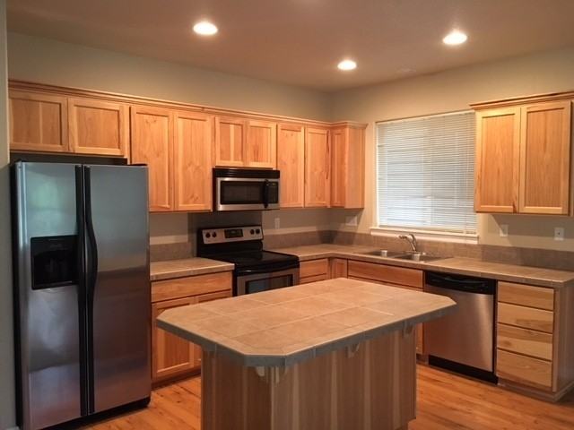 17963 Sw Brisk Ln - Photo 2 of 13