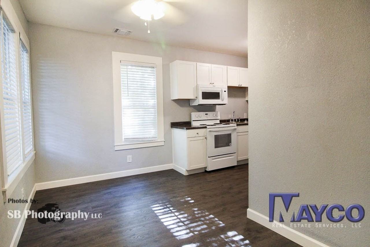 265 Prospect St - Photo 2 of 5