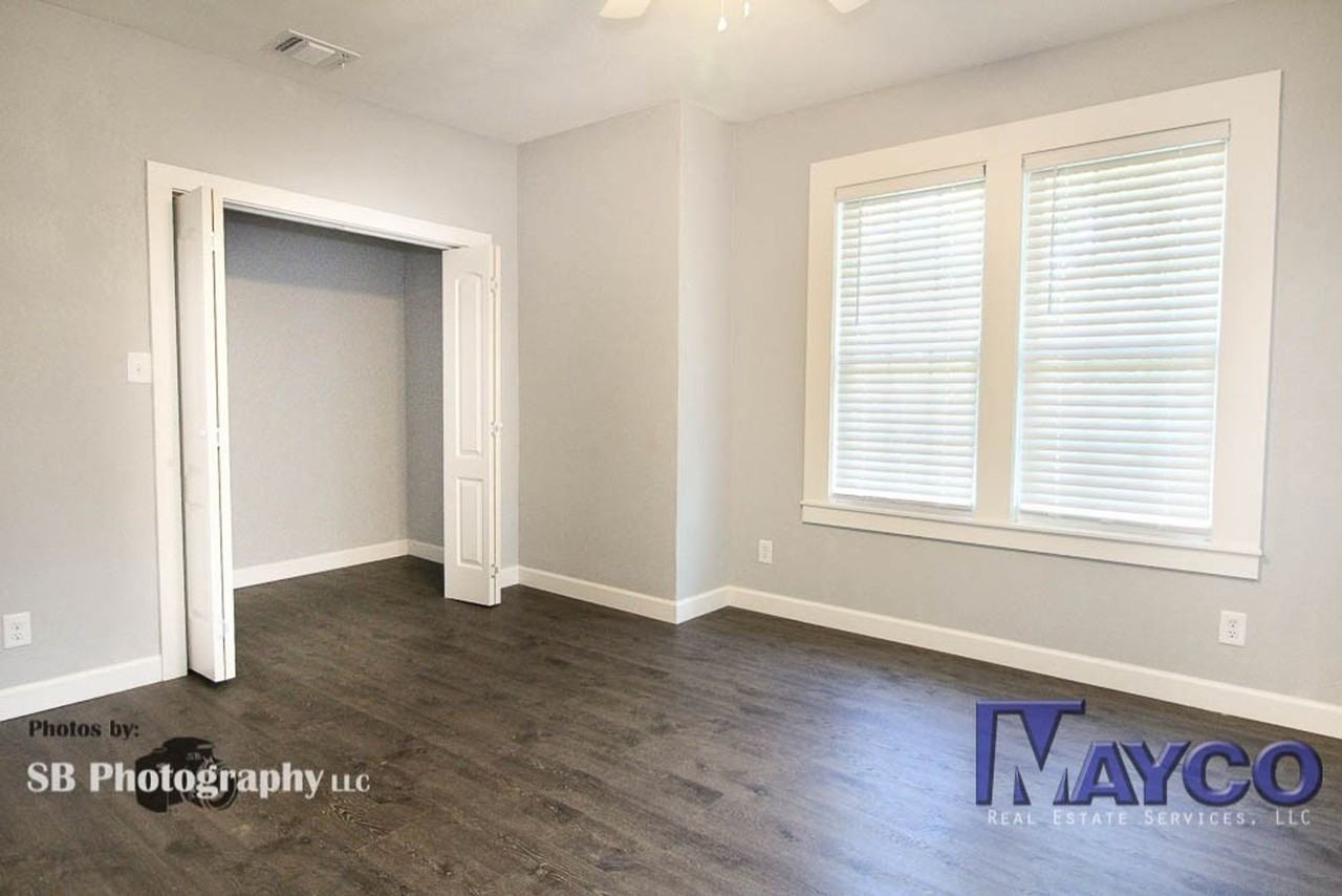 265 Prospect St - Photo 4 of 5