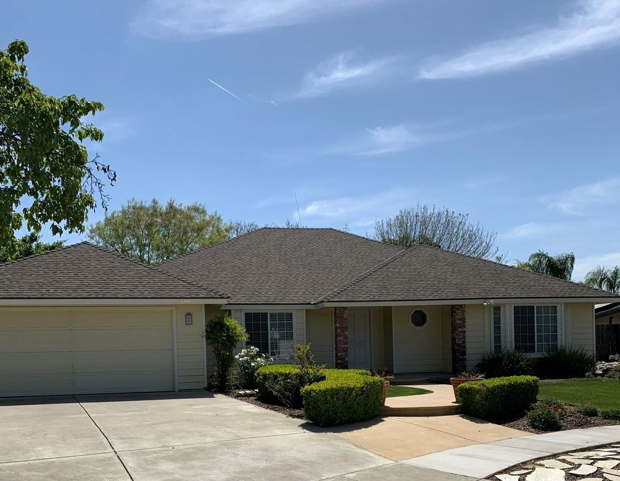 400 Lincoln Pl - Photo 2 of 23