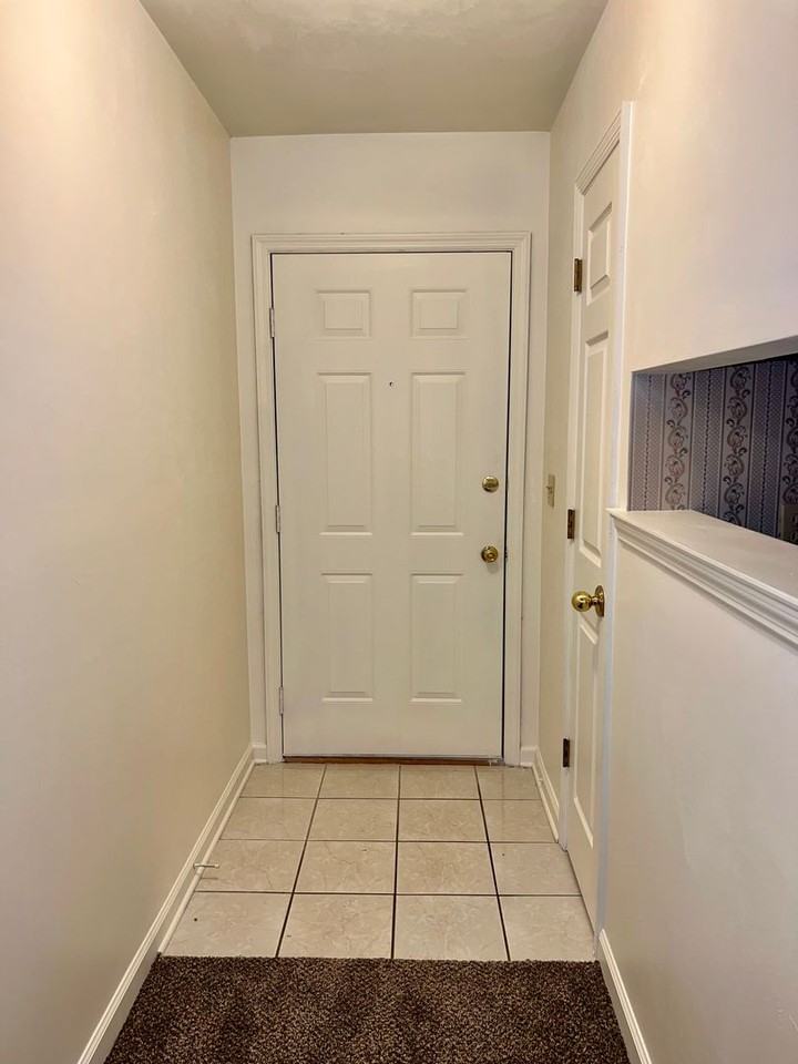 4414 Stratfordshire Ct - Photo 6 of 17