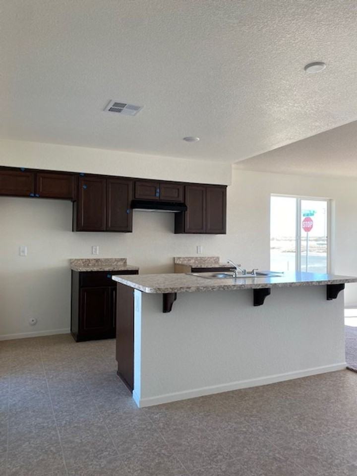 7962 E 45th St - Photo 5 of 11