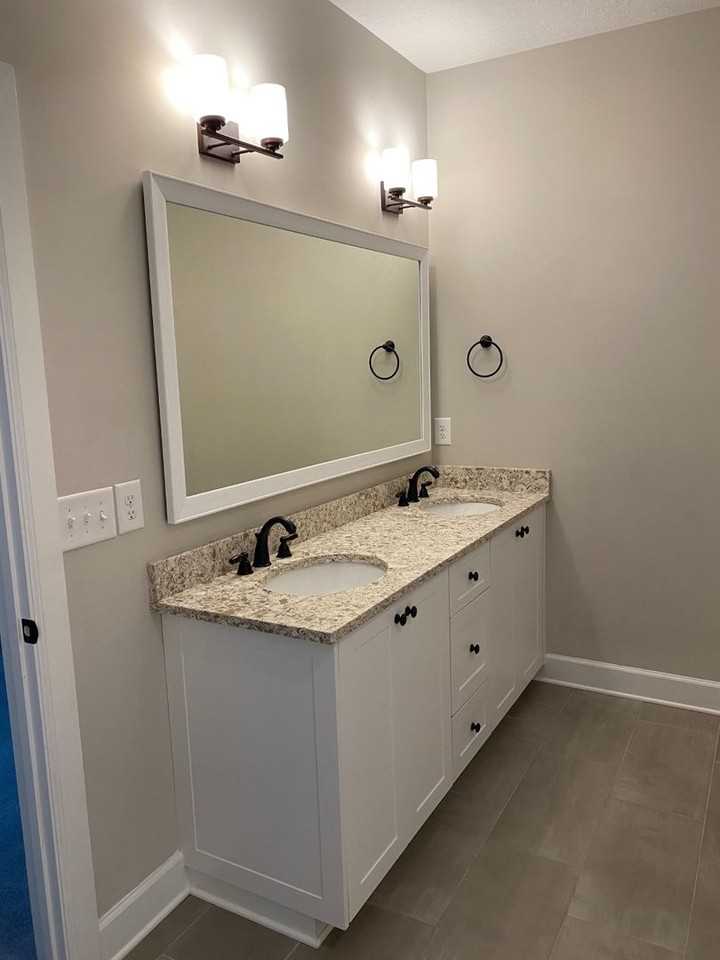 1958 Avenel Ln - Photo 3 of 13