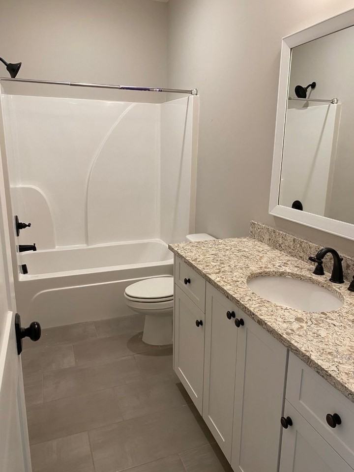 1958 Avenel Ln - Photo 5 of 13