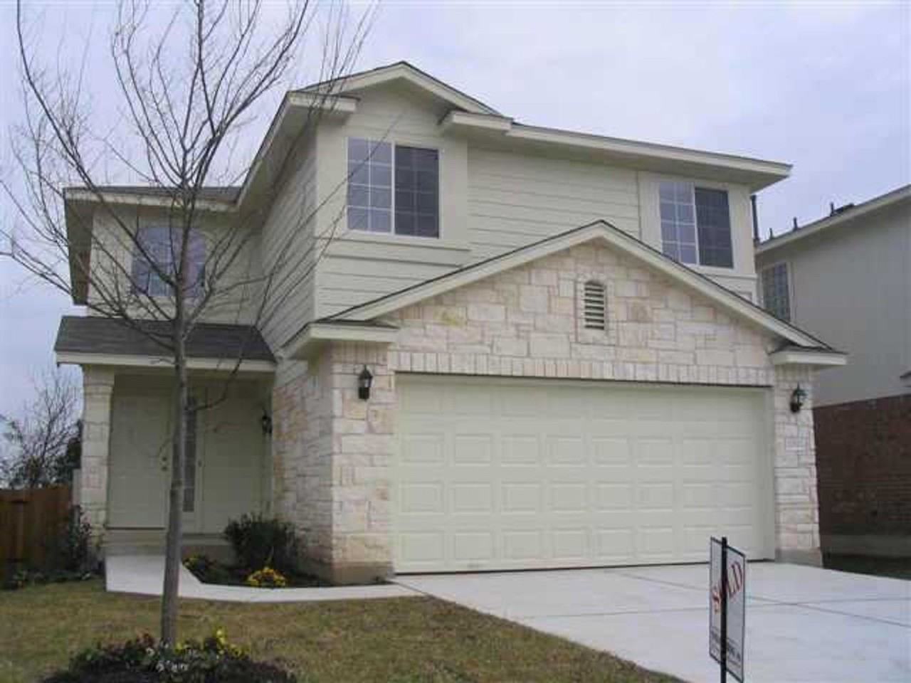 11513 James B Connolly Ln - Photo 2 of 44