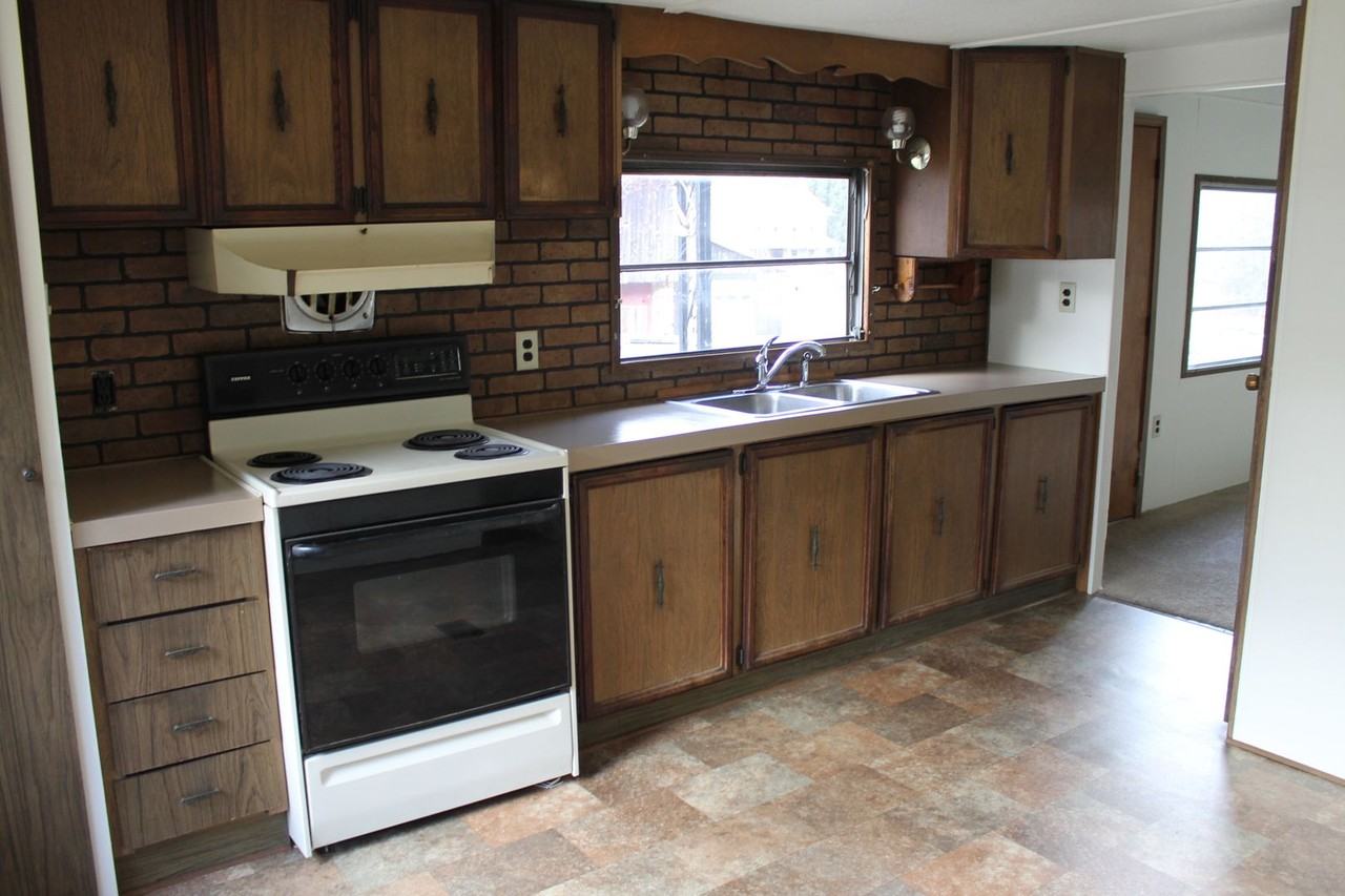 2695 Windsor Rd - Photo 3 of 5