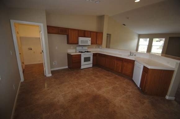 4441 Dusham Cir - Photo 3 of 8