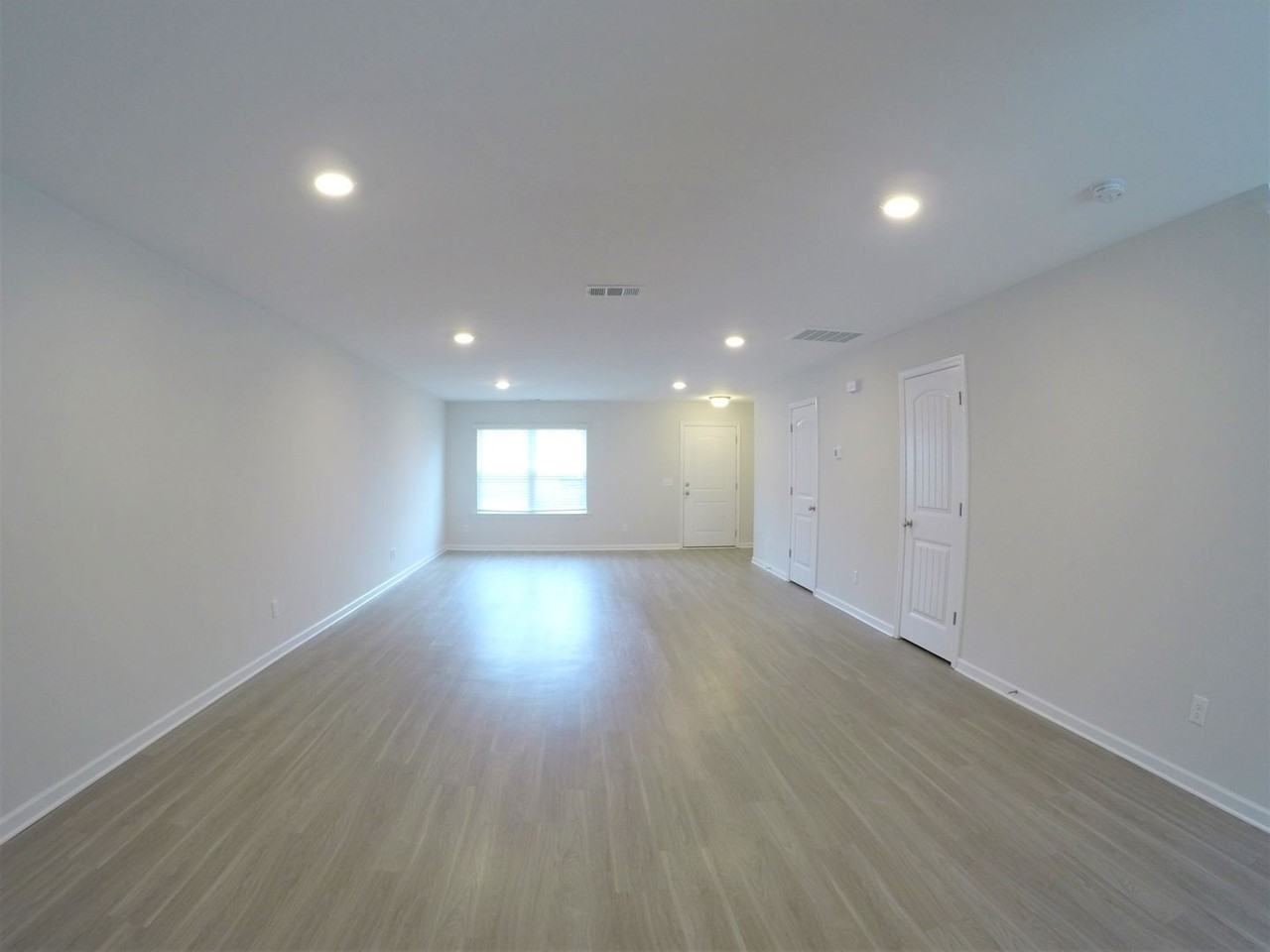 15 St Augustine Way - Photo 6 of 10