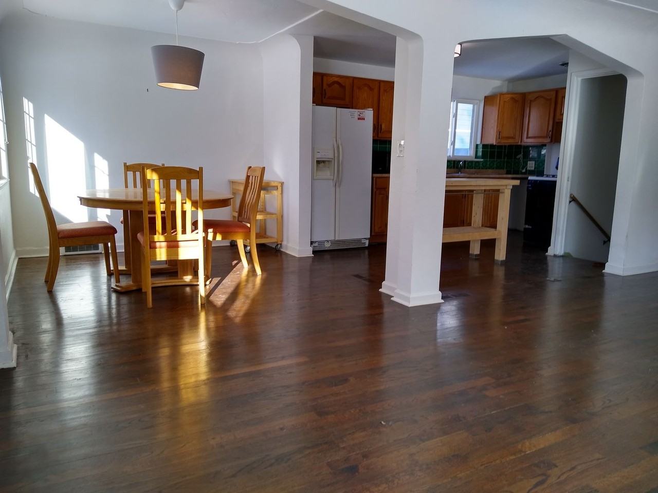 2128 Hooker St - Photo 3 of 39