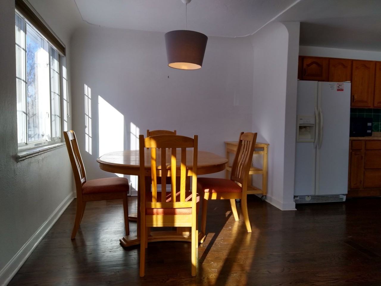 2128 Hooker St - Photo 5 of 39