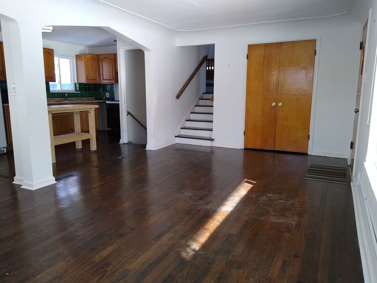 2128 Hooker St - Photo 6 of 39