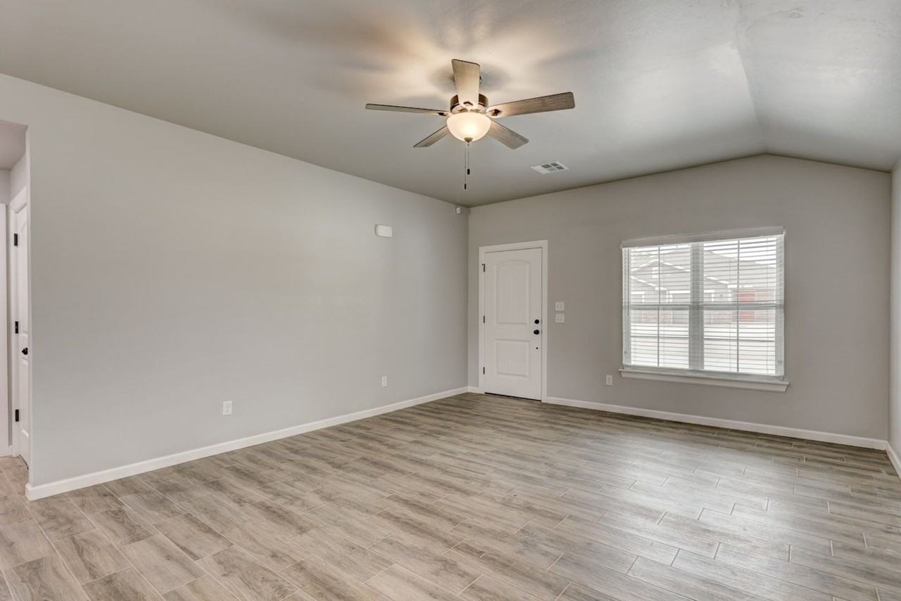 710 League Cir - Photo 4 of 24