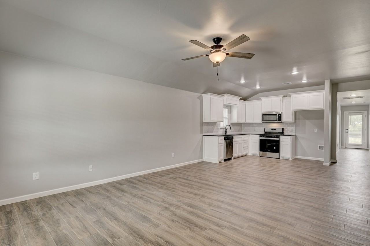 710 League Cir - Photo 6 of 24