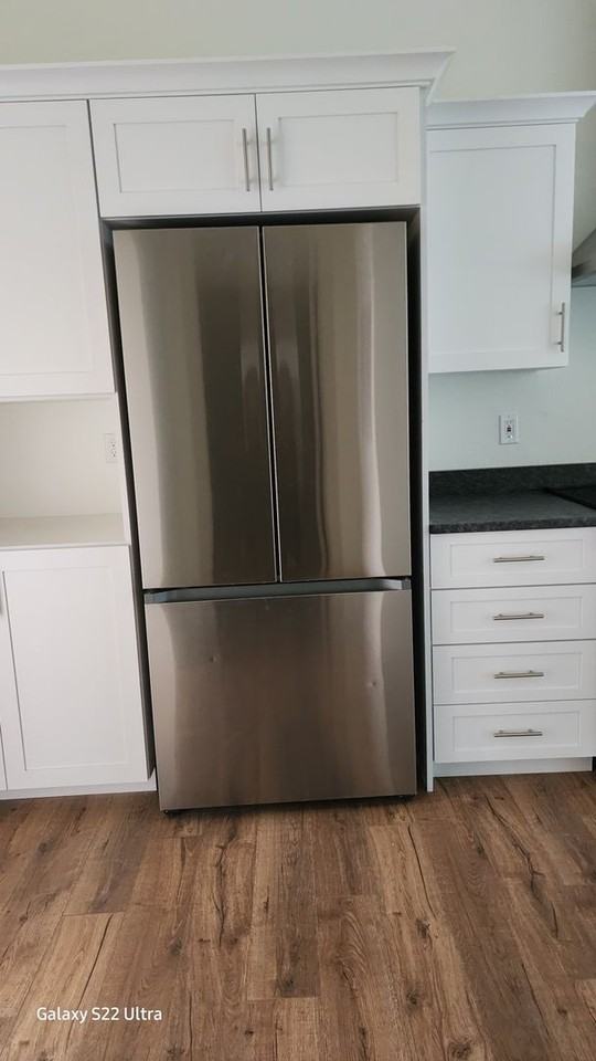 NEW APARTMENT LIVING - Photo 2 of 16