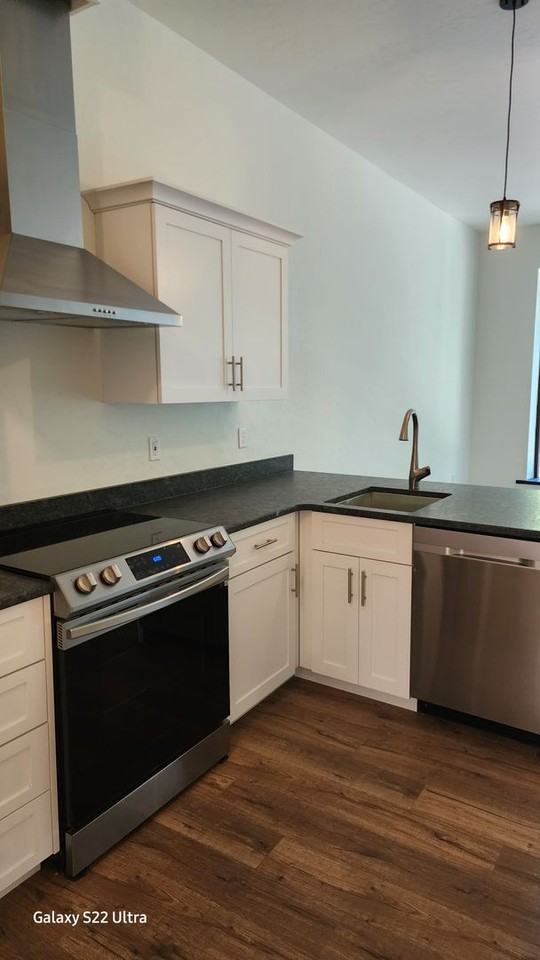 NEW APARTMENT LIVING - Photo 7 of 16