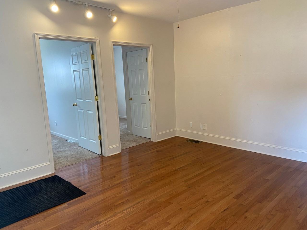 115 Goundry St - Photo 3 of 14