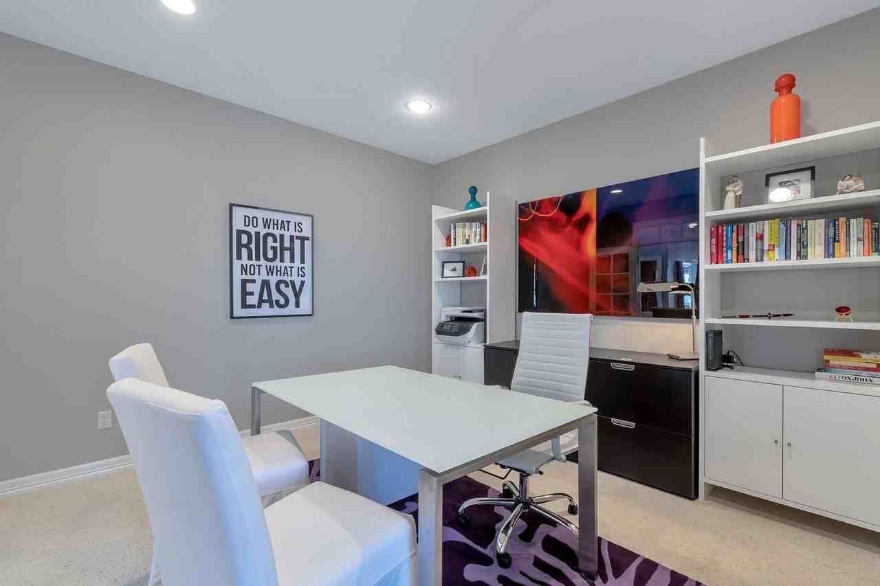 282 Huntley Ct - Photo 3 of 24