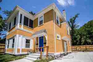 featured image of 2510 E 59th St