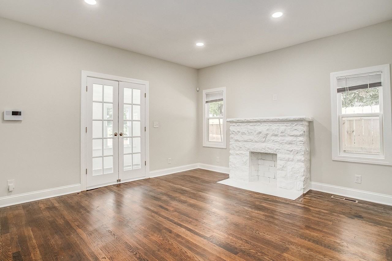 2510 East 59th Street - Photo 2 of 16