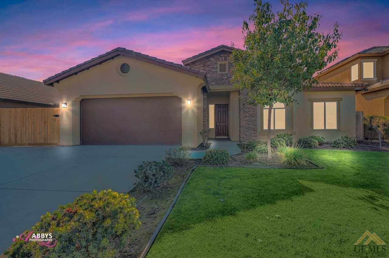 8907 Ribston Ave - Photo 2 of 19