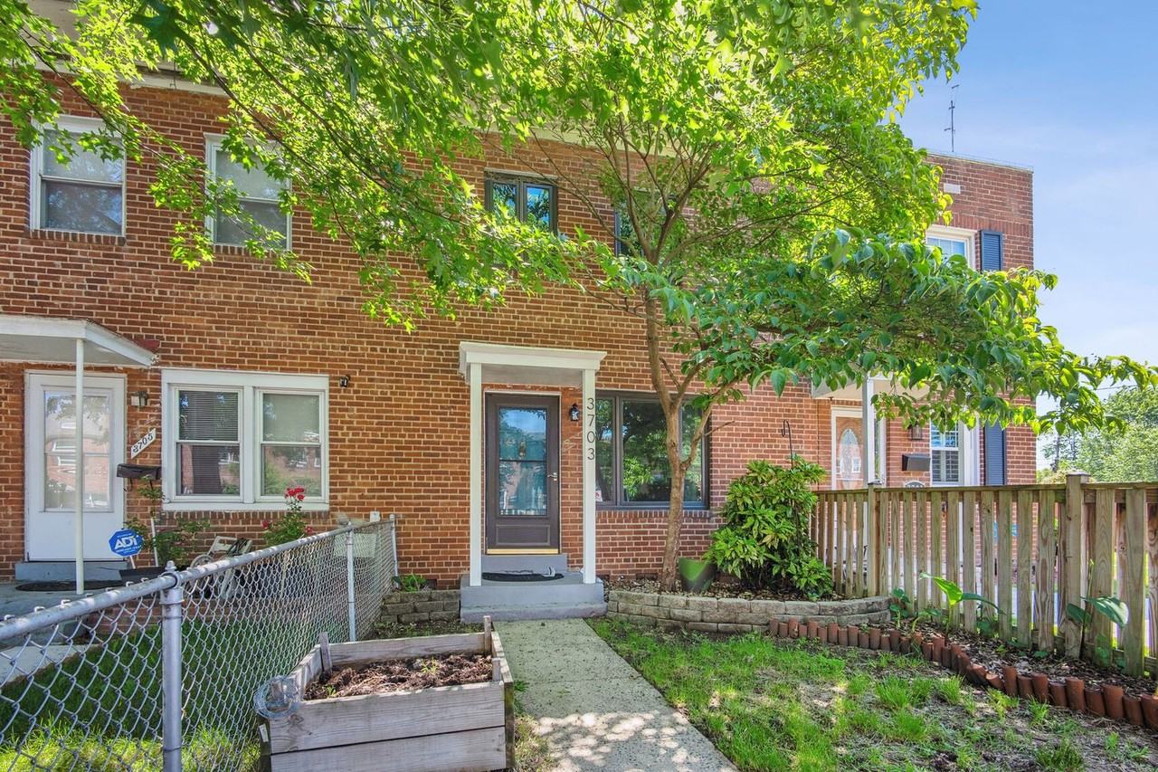 3703 Edison St - Photo 2 of 21